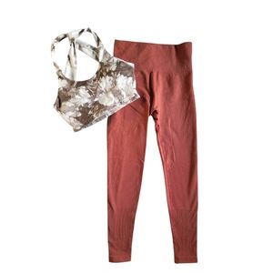 SAVVI Fit Small Activewear Performance Ribbed‎ Leggings & Bra Top 2 Pc Lot Gym